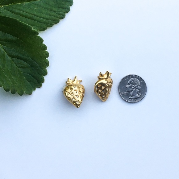 HOST PICK Givenchy | Vintage Strawberry Clip-ons - Picture 4 of 7